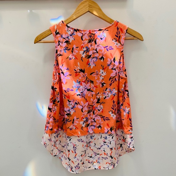 🍋 3/$20 Cato est 1946 sleeveless floral top M - Picture 2 of 6